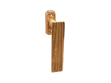 HOLLYWOOD HO DK - DK brass window handle on rose _ Fama International